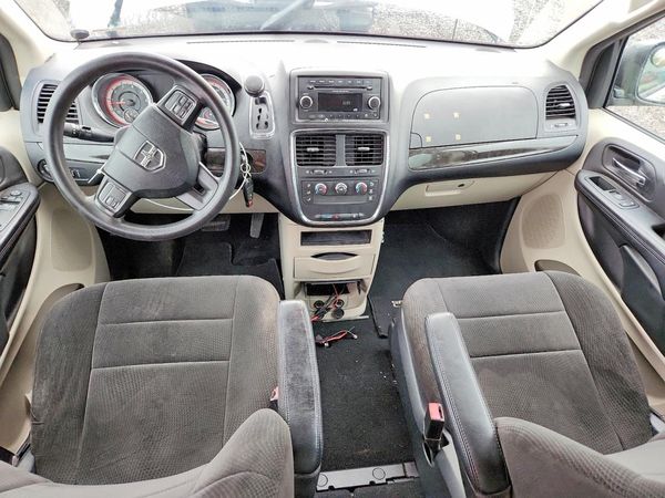 2012 DODGE GRAND CARAVAN SE — CKPT
