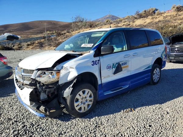 2018 DODGE GRAND CARAVAN — DSFA — Front 3/4