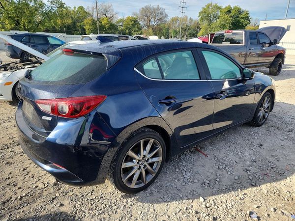 2018 MAZDA 3 Grand Touring — PSRA
