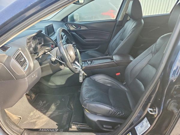2018 MAZDA 3 Grand Touring — DENT