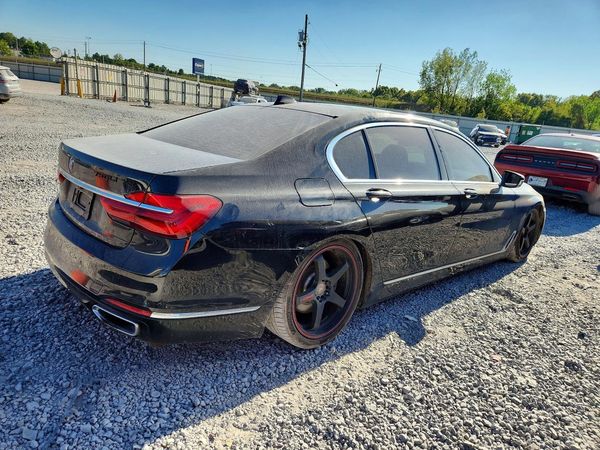 2017 BMW 740 — PSRA