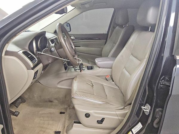 2012 JEEP CHEROKEE Laredo — DENT