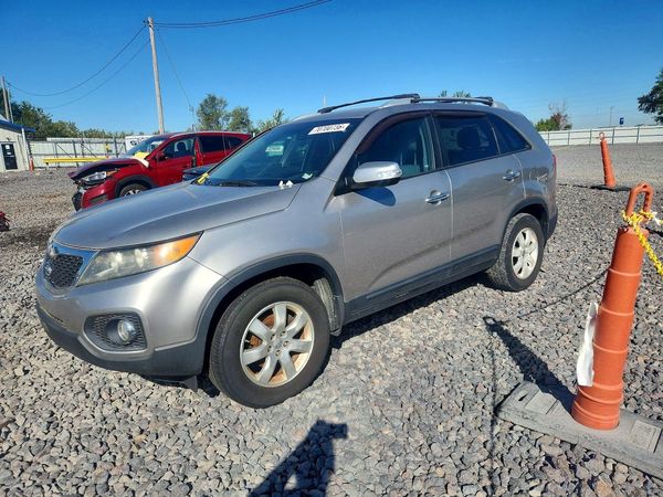 2013 KIA SORENTO — DSFA — Front 3/4