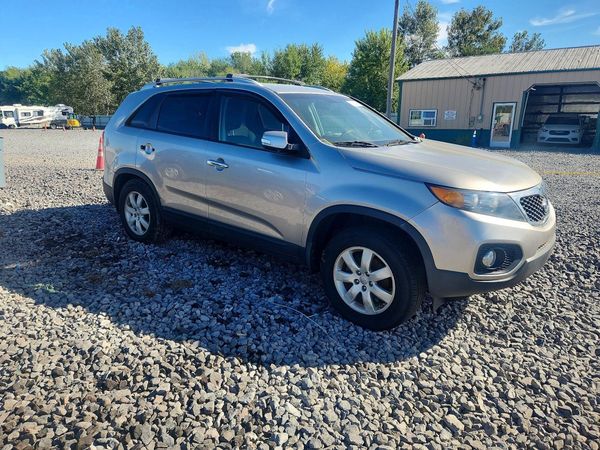 2013 KIA SORENTO Base / LX — Passenger 3/4