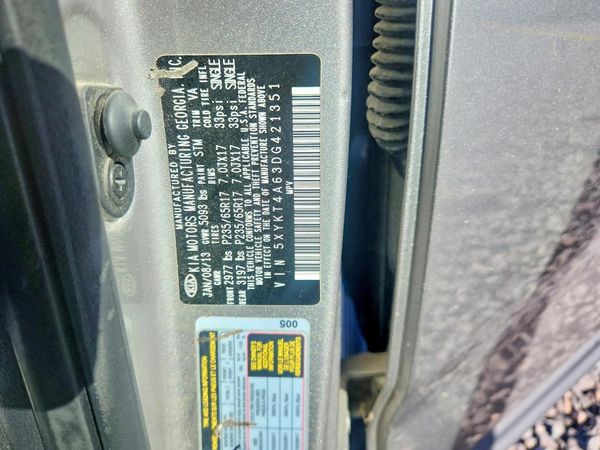 2013 KIA SORENTO Base / LX — VINS