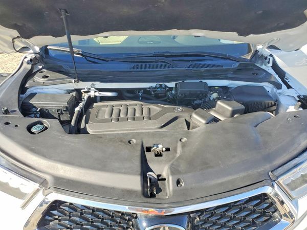 2019 ACURA MDX TECH 7P — Engine bay