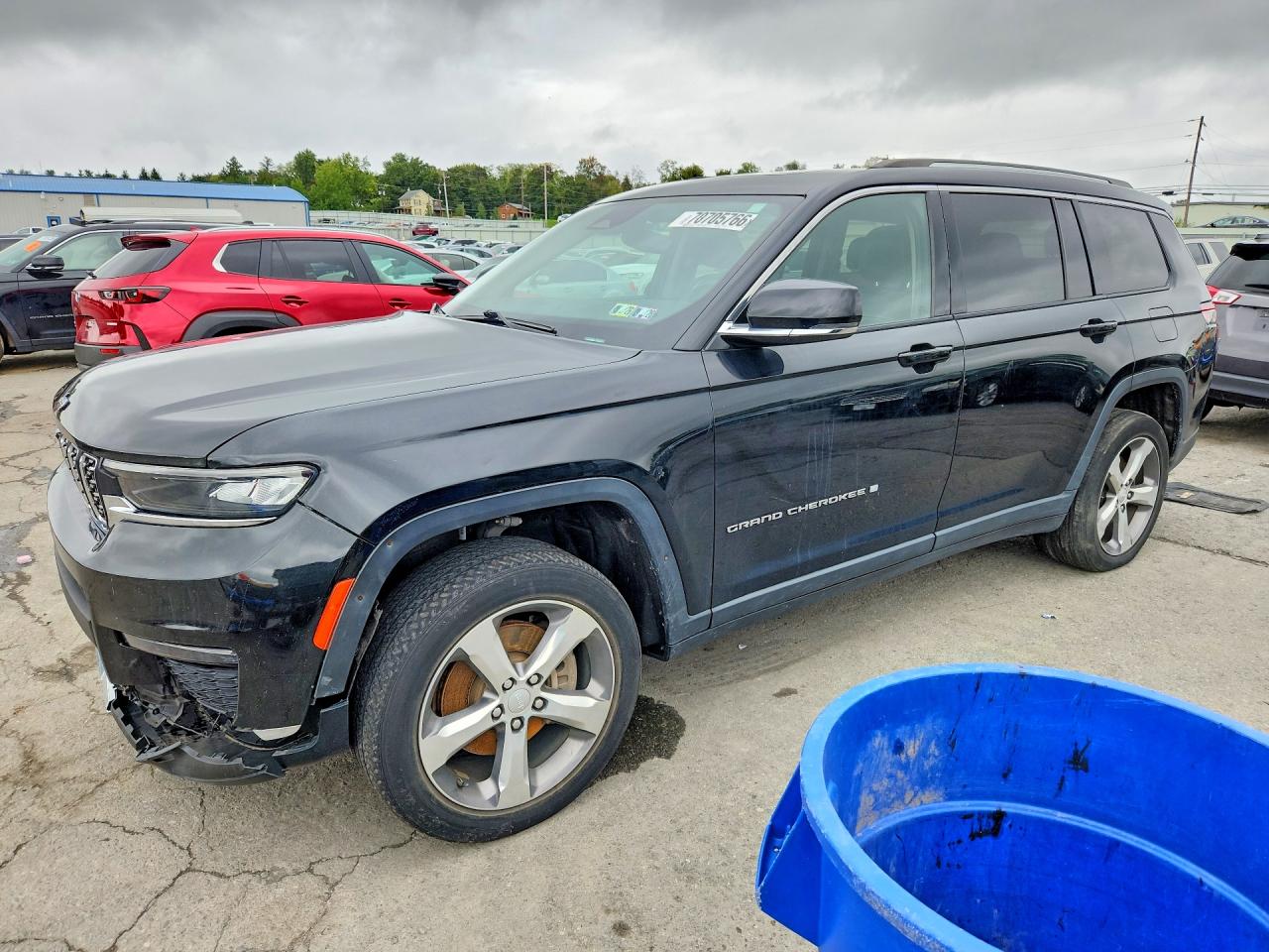 2021 JEEP CHEROKEE Limited — Front 3/4