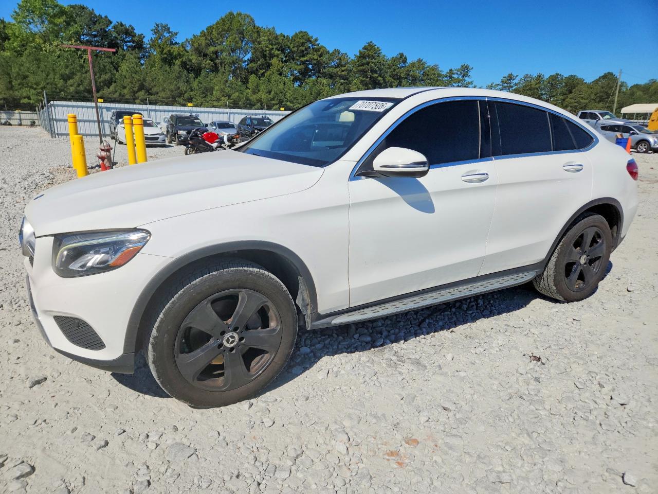 2017 MERCEDES-BENZ GLC COUPE GLC300-4M — Front 3/4