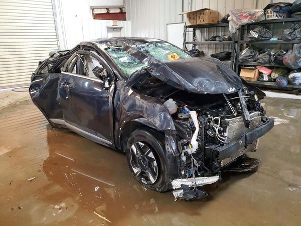 2026 KIA SPORTAGE LX — Passenger 3/4