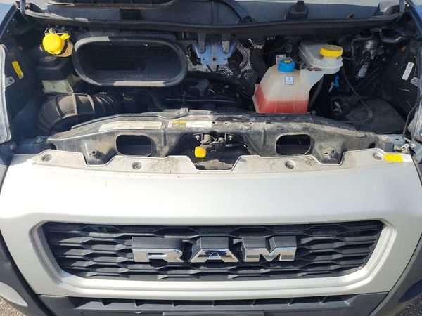 2020 RAM PROMASTER 3500 VF — Engine bay
