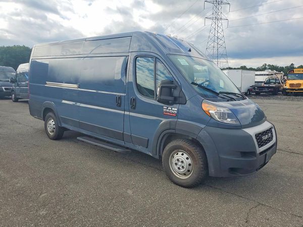 2021 RAM PROMASTER 3500 — Passenger 3/4