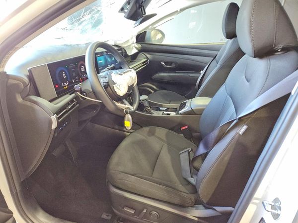 2026 HYUNDAI TUCSON SEL, SEL Plus — DENT