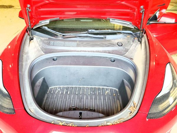 2022 TESLA MODEL 3 — Engine bay