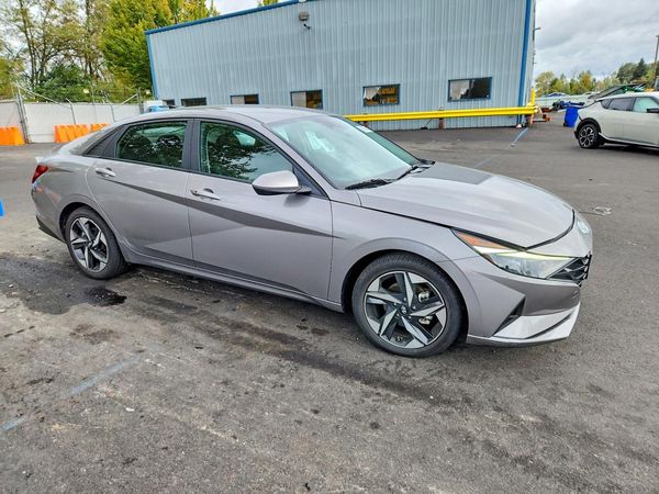 2023 HYUNDAI ELANTRA SEL — Passenger 3/4