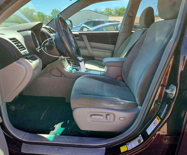 2013 TOYOTA HIGHLANDER Base/Hybrid — DENT