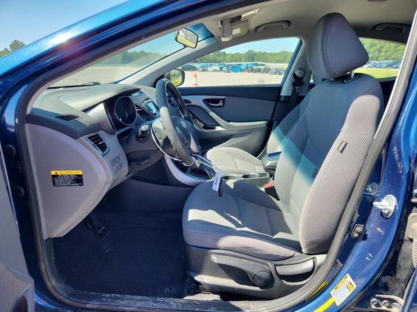 2014 HYUNDAI ELANTRA GLS (Middle) — DENT