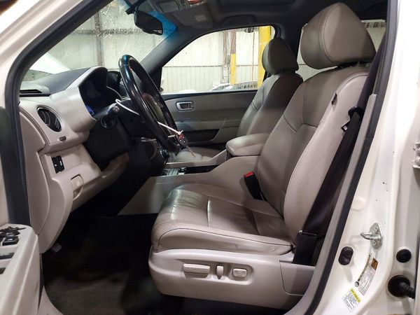 2013 HONDA PILOT TOURING — DENT