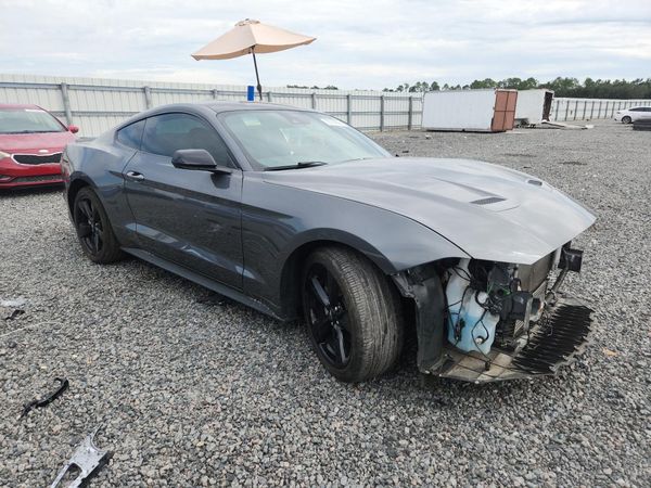 2022 FORD MUSTANG I4 Coupe — Passenger 3/4