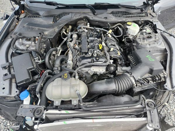 2022 FORD MUSTANG I4 Coupe — Engine bay