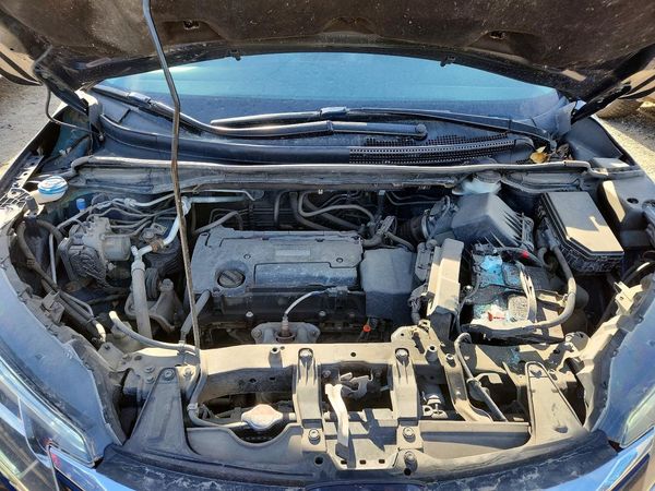2016 HONDA CRV EX-L — Engine bay