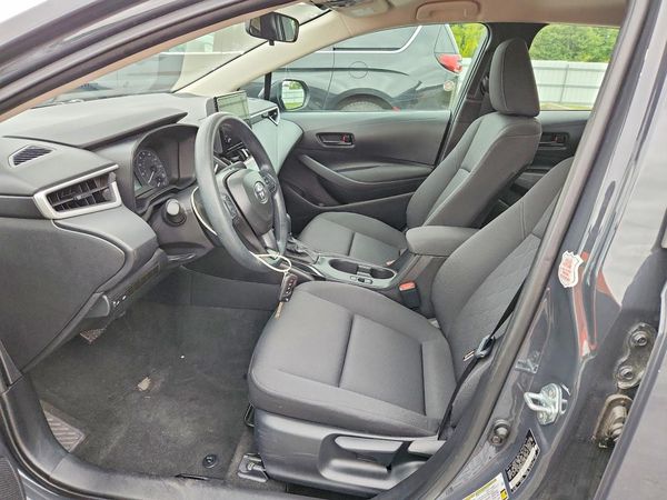 2025 TOYOTA COROLLA LE — DENT
