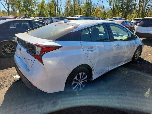 2021 TOYOTA PRIUS — PSRA