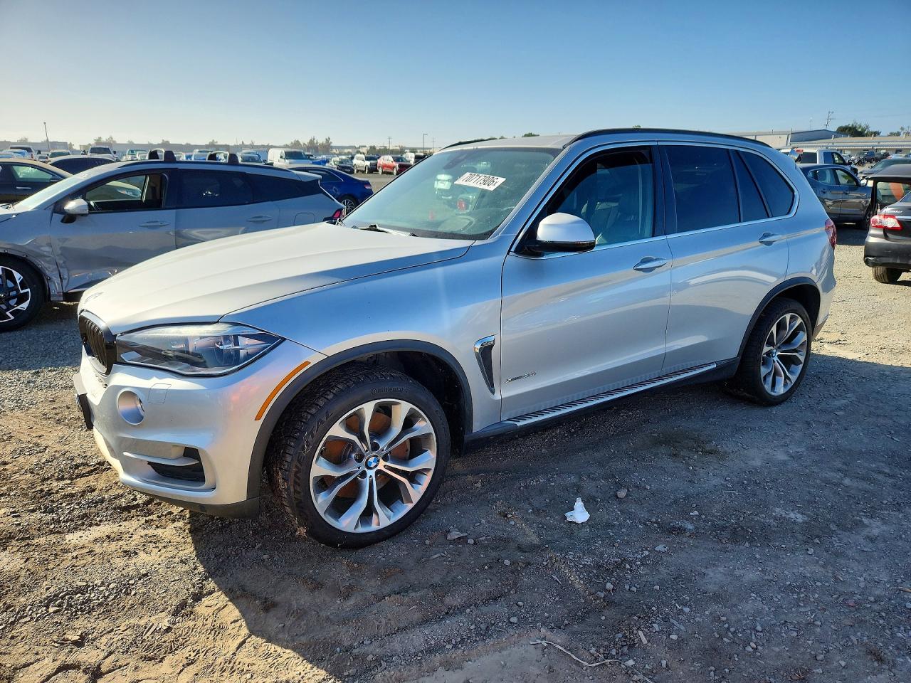 2015 BMW X5 xDrive50i — Front 3/4