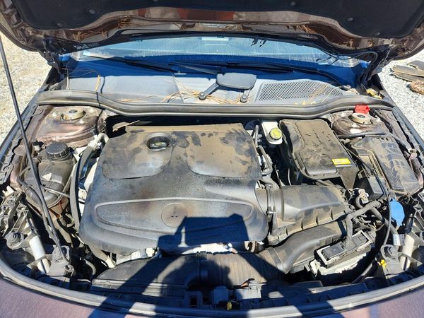 2016 MERCEDES-BENZ CLA CLA250 — Engine bay