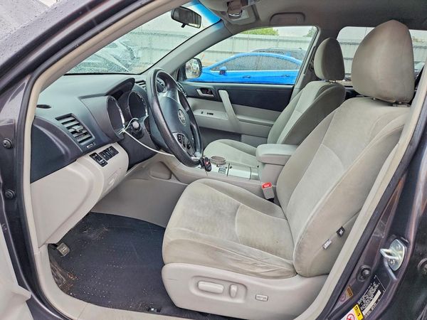 2013 TOYOTA HIGHLANDER Base/Hybrid — DENT