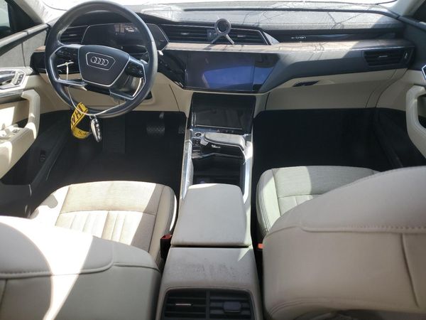 2021 AUDI E-TRON