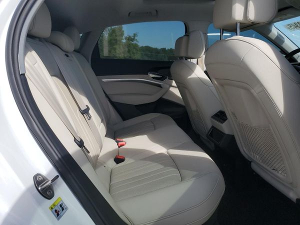 2021 AUDI E-TRON