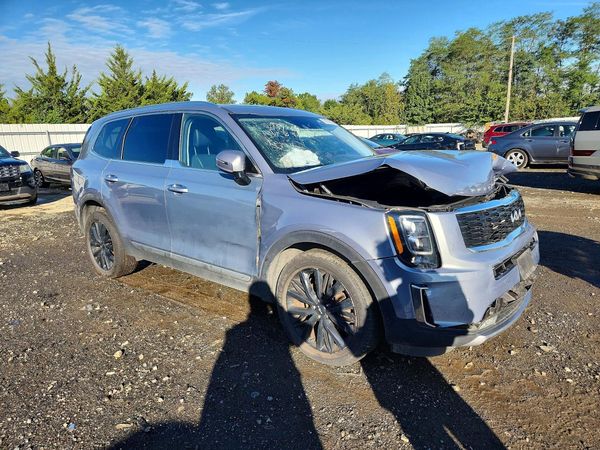 2022 KIA TELLURIDE SX — Passenger 3/4