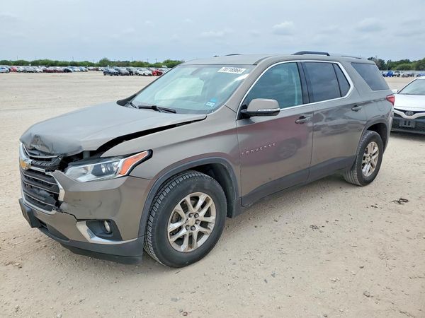 2018 CHEVROLET TRAVERSE LT — Front 3/4