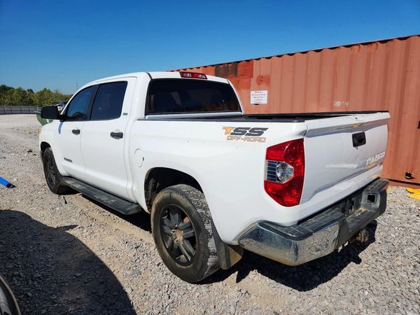 2016 TOYOTA TUNDRA SR5 — DSRA