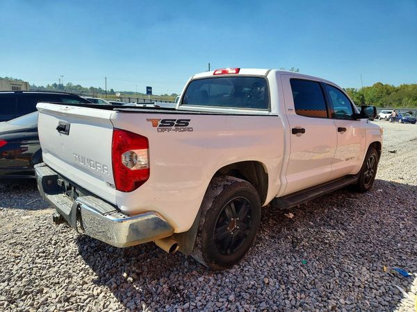 2016 TOYOTA TUNDRA SR5 — PSRA