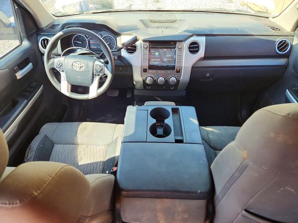 2016 TOYOTA TUNDRA SR5 — CKPT