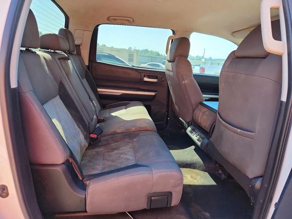 2016 TOYOTA TUNDRA SR5 — PSRS