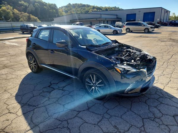 2016 MAZDA CX-3 — Passenger 3/4