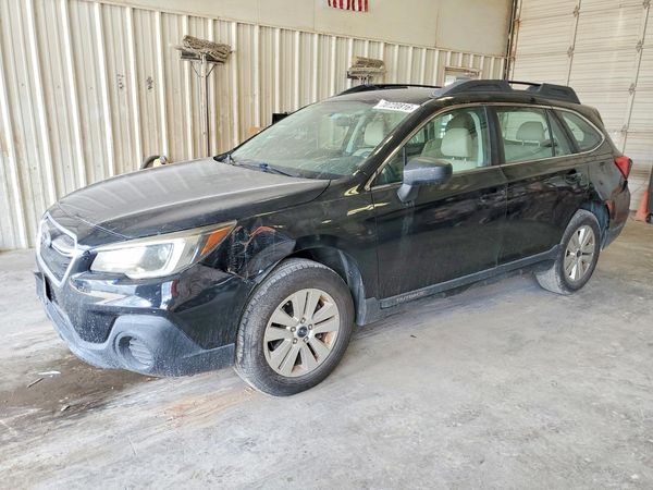2018 SUBARU OUTBACK Base — Front 3/4