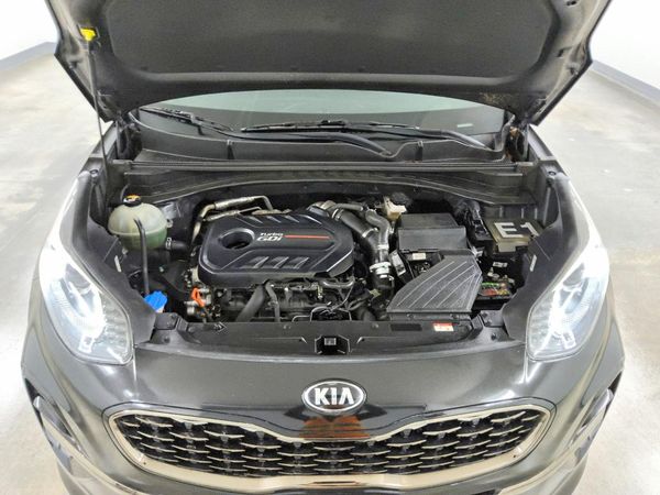 2021 KIA SPORTAGE SX — Engine bay