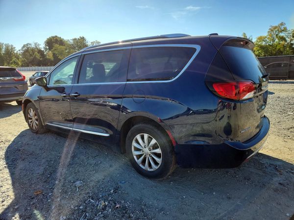 2018 CHRYSLER PACIFICA Touring L — DSRA