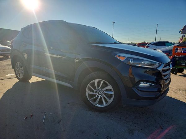 2018 HYUNDAI TUCSON — Passenger 3/4