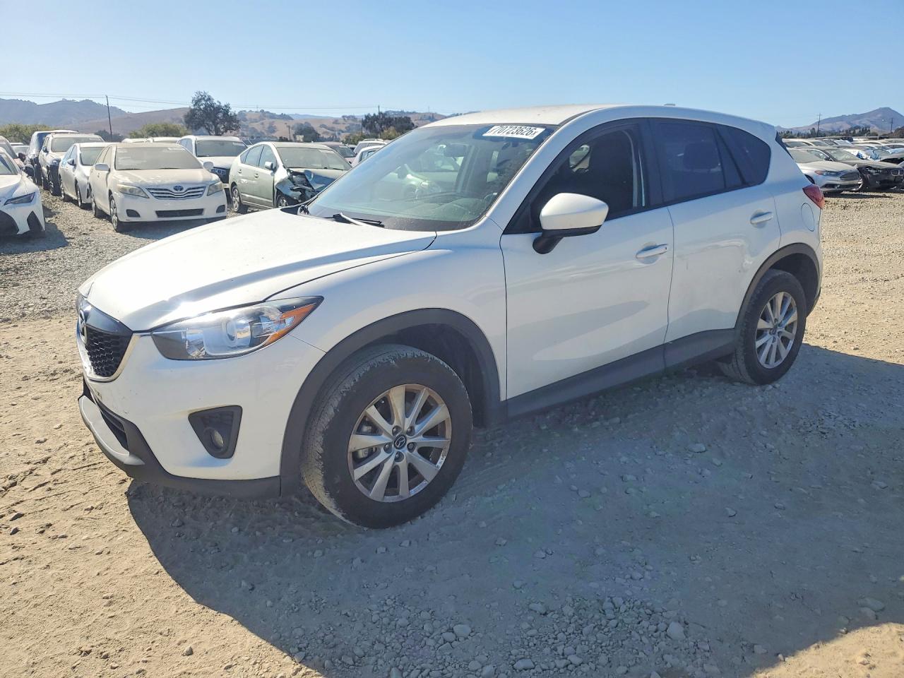 2014 MAZDA CX-5 Touring/GS — Front 3/4