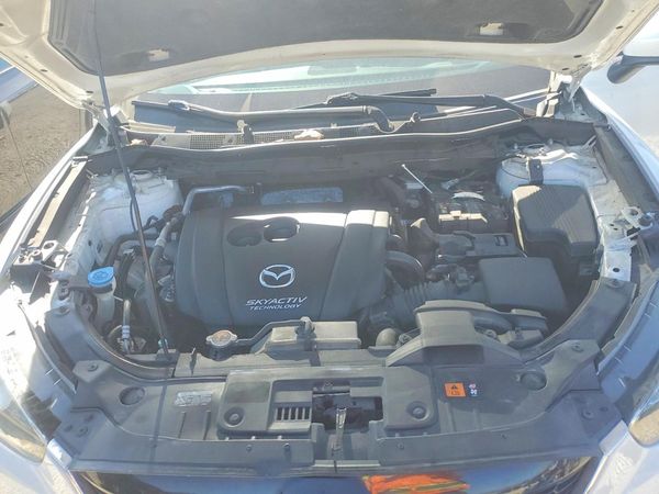 2014 MAZDA CX-5 Touring/GS — Engine bay
