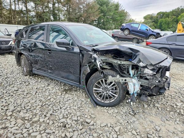 2020 MAZDA CX-5 Touring — Passenger 3/4