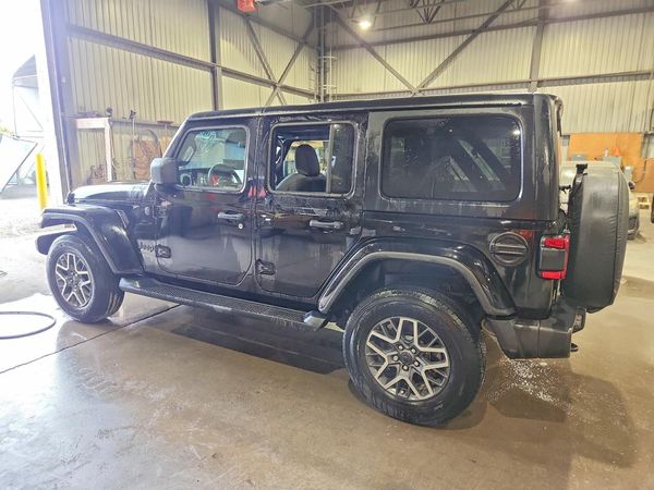 2025 JEEP WRANGLER Sahara — DSRA