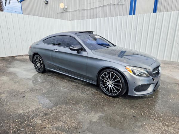 2017 MERCEDES-BENZ C-CLASS — Passenger 3/4