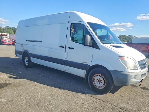 2012 MERCEDES-BENZ SPRINTER High Roof — Passenger 3/4