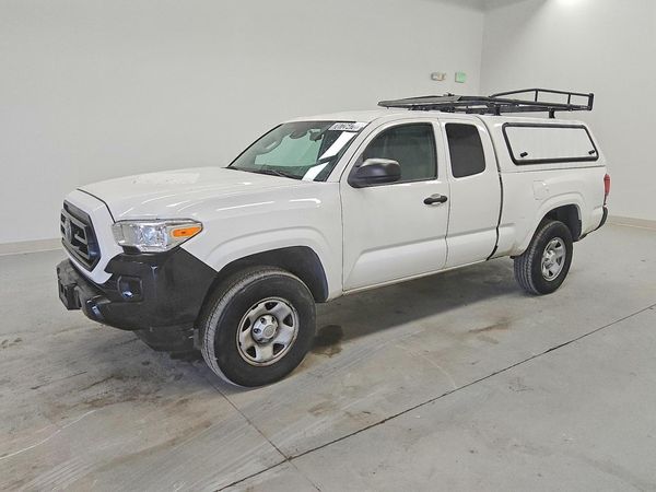 2021 TOYOTA TACOMA SR5 — Front 3/4