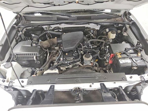 2021 TOYOTA TACOMA SR5 — Engine bay